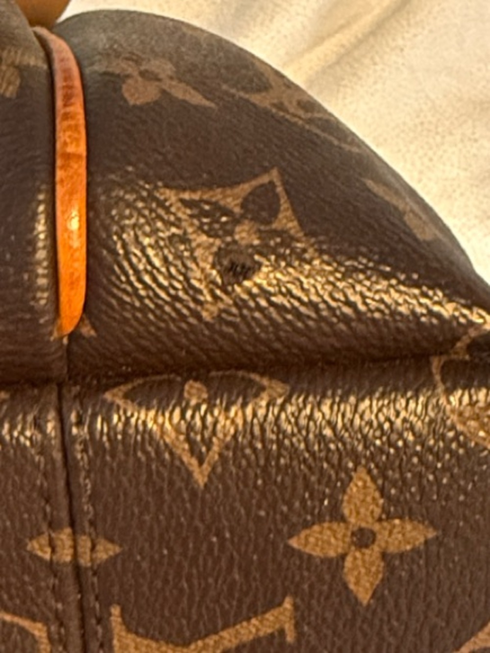 Louis Vuitton Turenne PM satchel - Picture 8 of 10